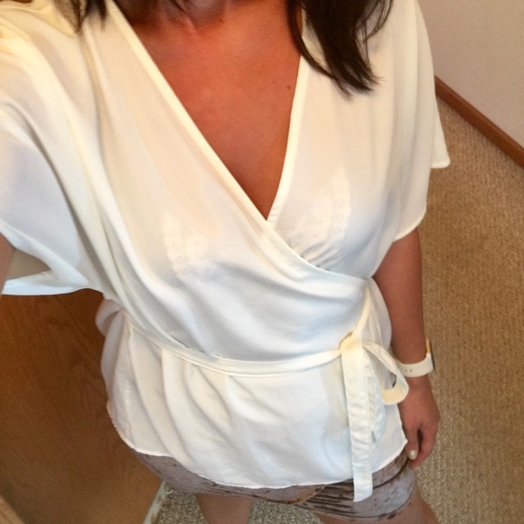 URBAN OUTFITTERS KIMONO WRAP TUNIC TOP - Picture 2 of 7